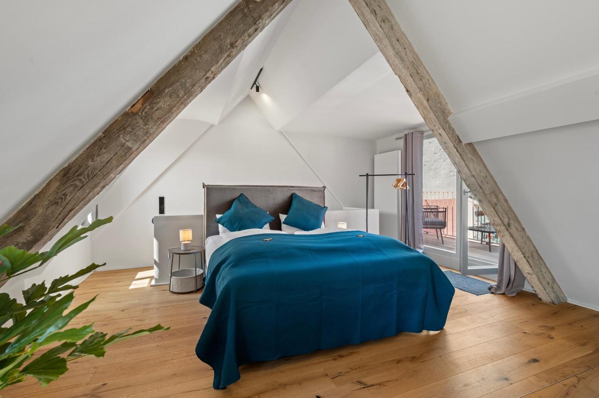 Lit Living - Luxury- Style Boutique Grunstadt