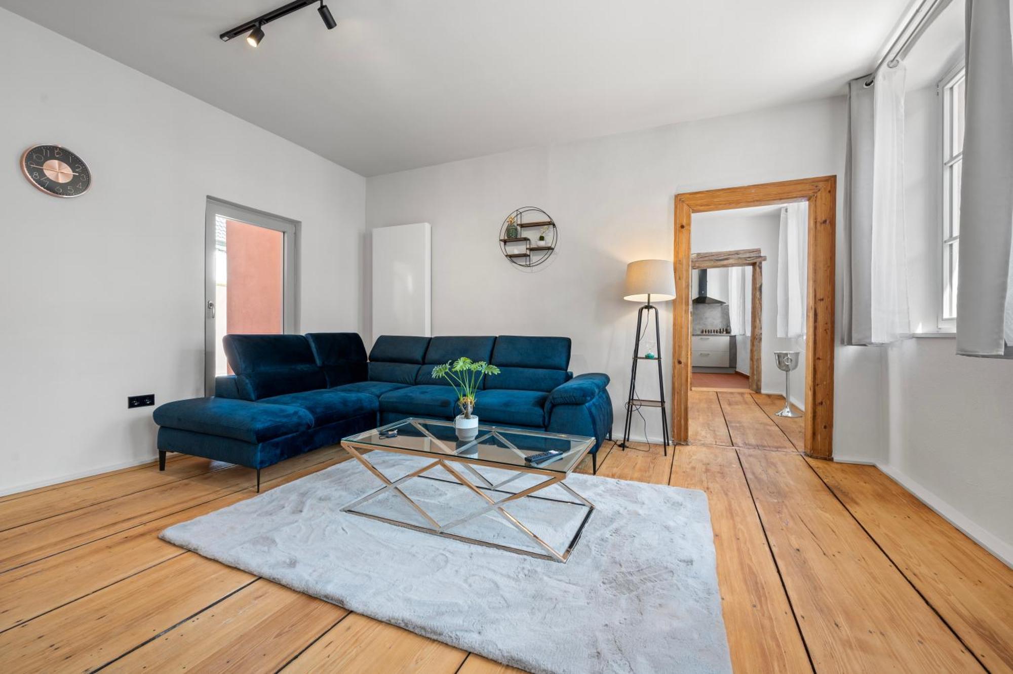 Lit Living - Luxury- Style Boutique * Grunstadt