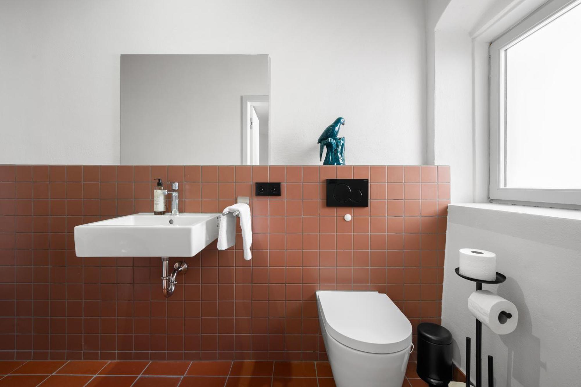 Lit Living - Luxury- Style Boutique Apartment *