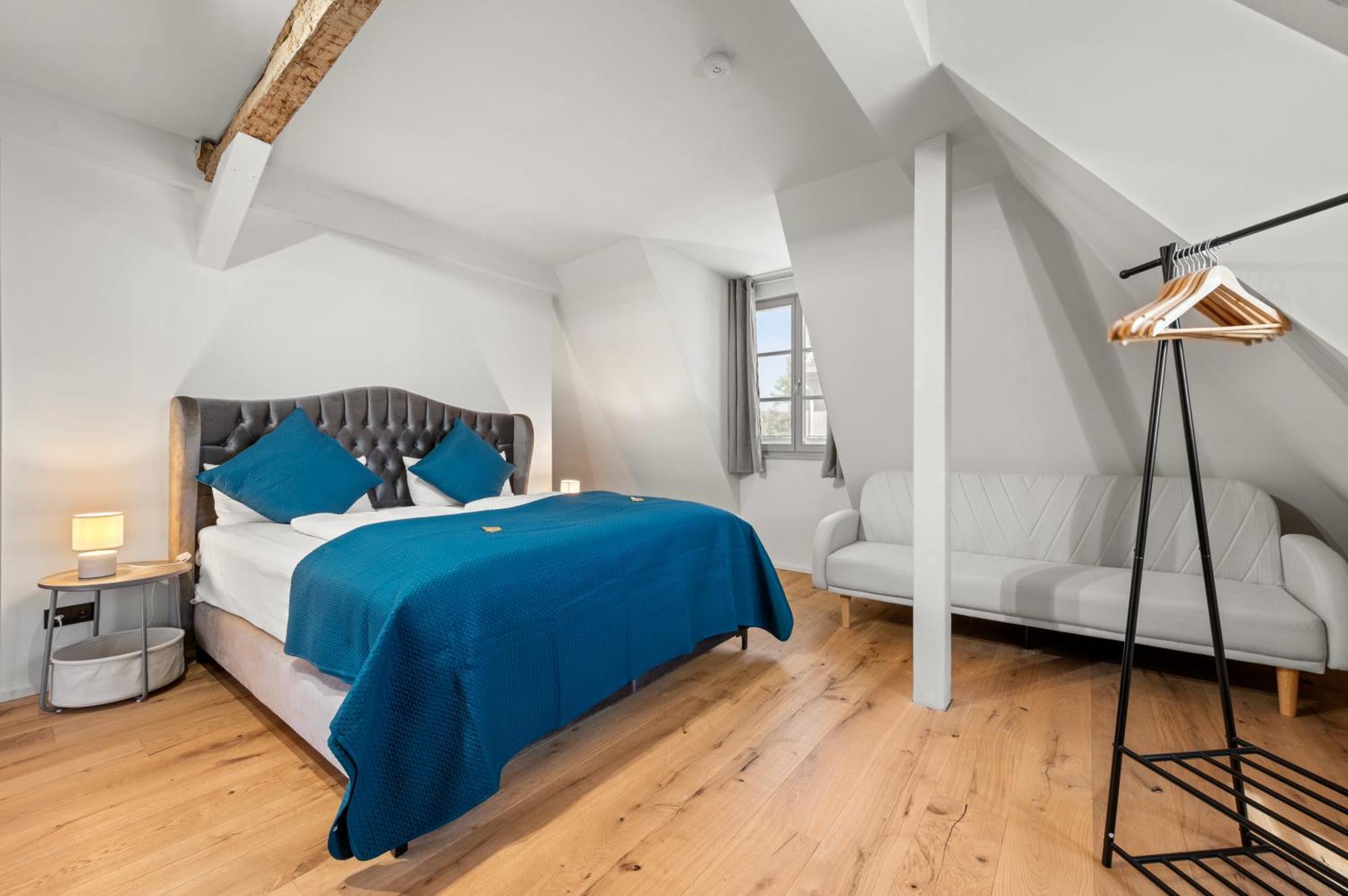 Apartment Lit Living - Luxury- Style Boutique